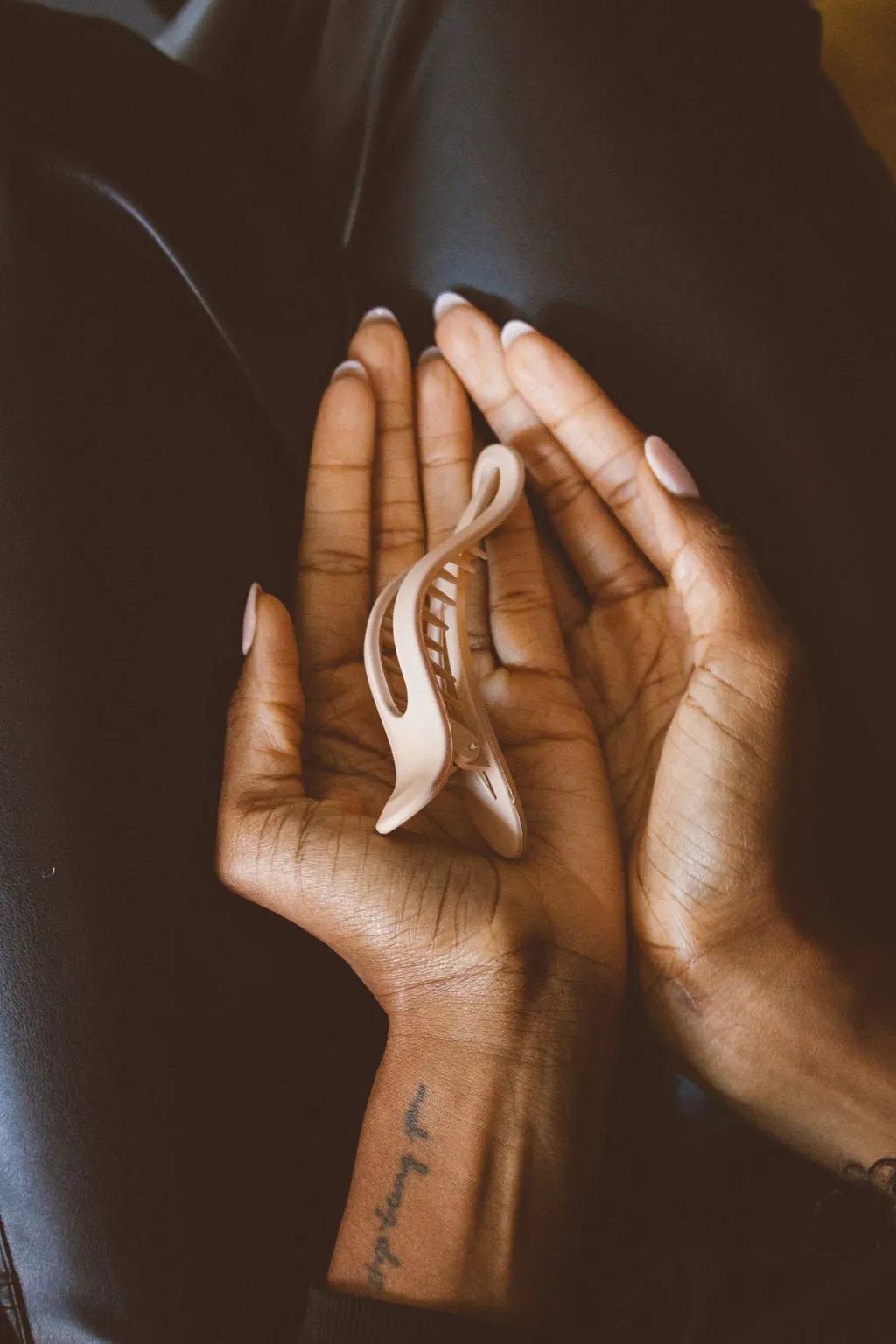 Alligator Claw Clip