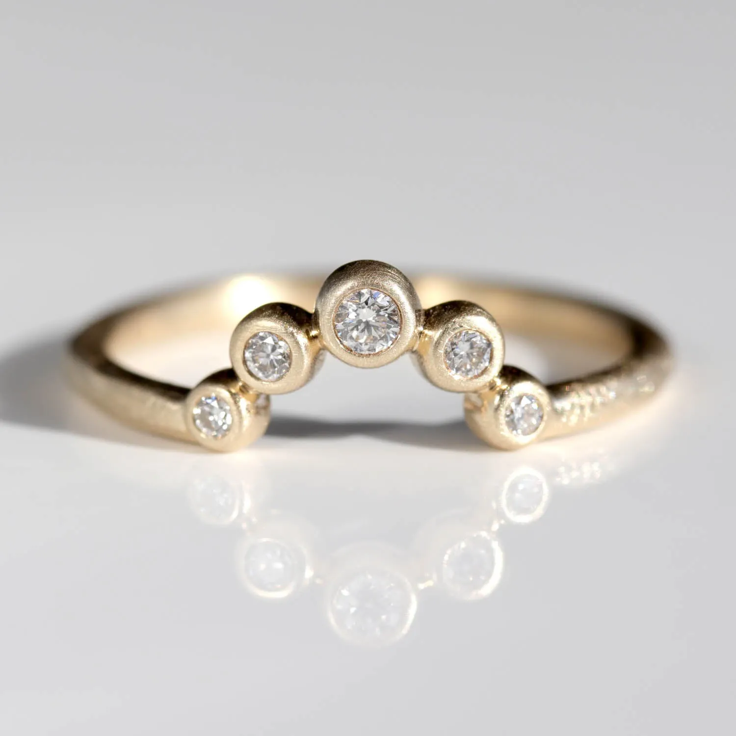 Custom Bezel V Contour Band