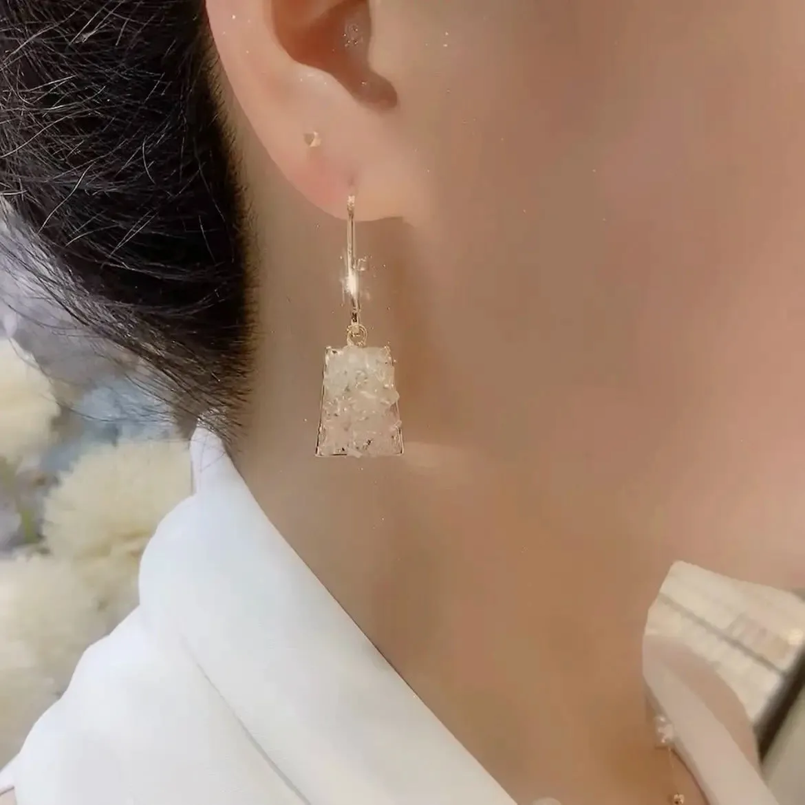 Light Luxury Women's Niche Temperament Retro Shining 925 Silver Needle