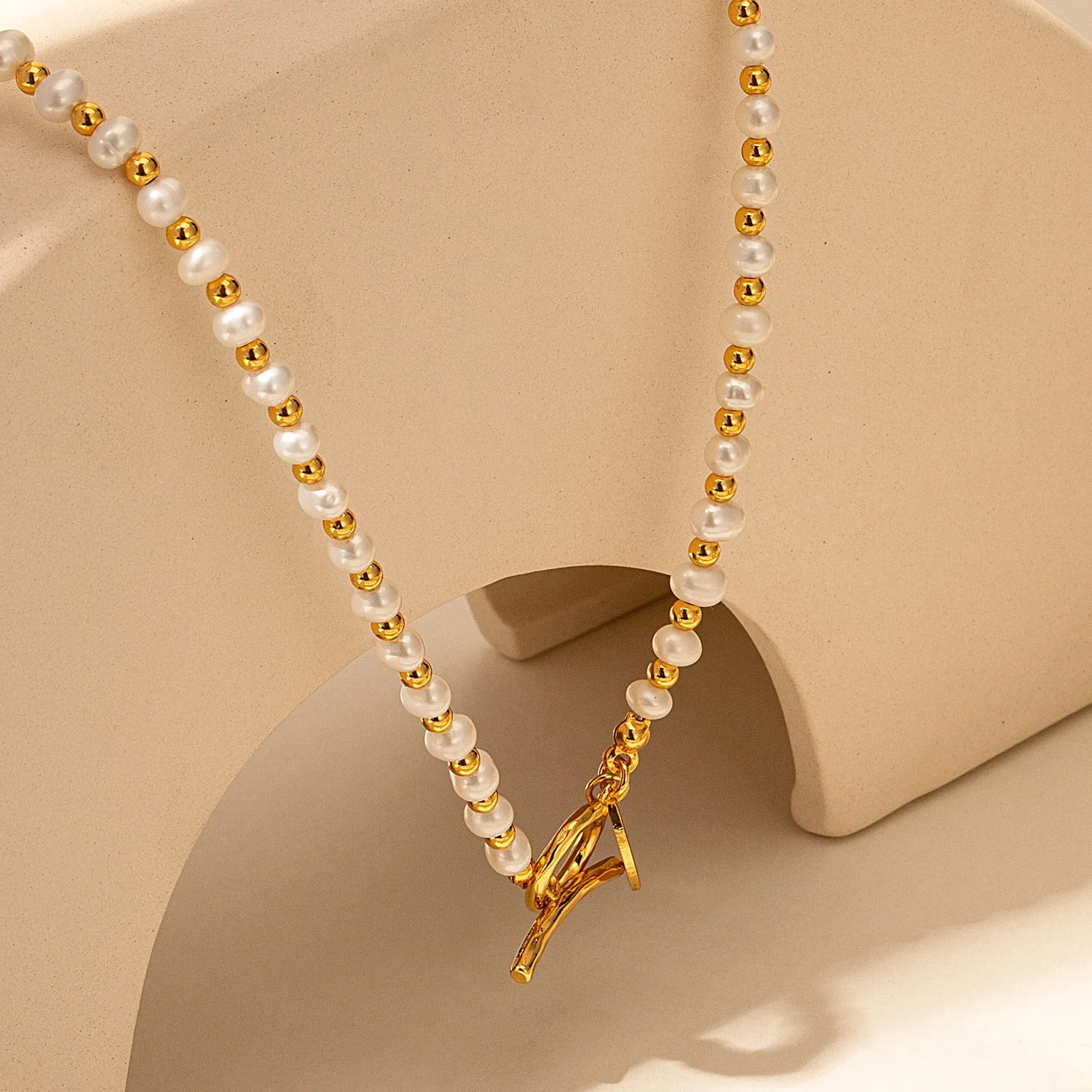 Pearl Beaded Necklace