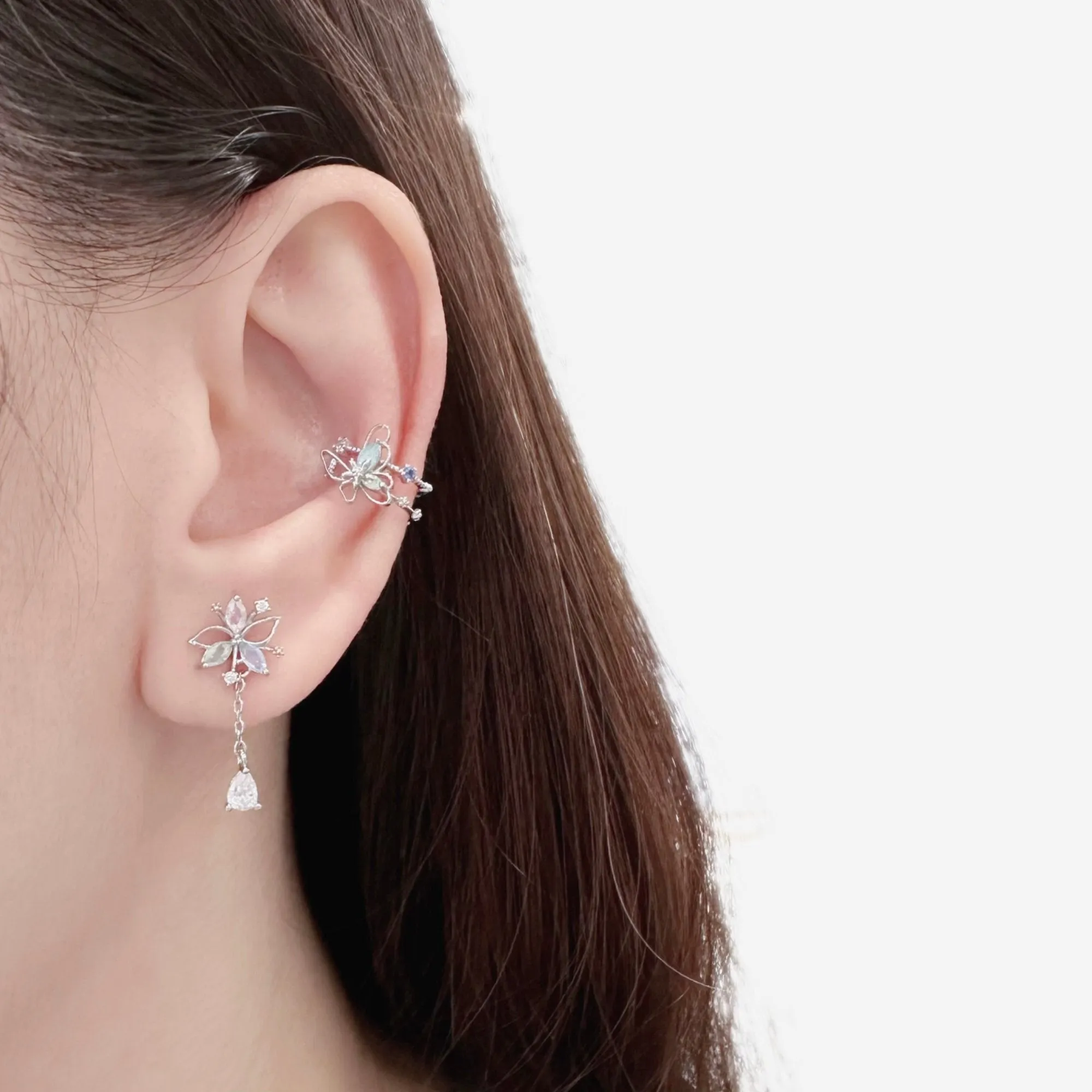 Silver Butterbloom Ear Cuff