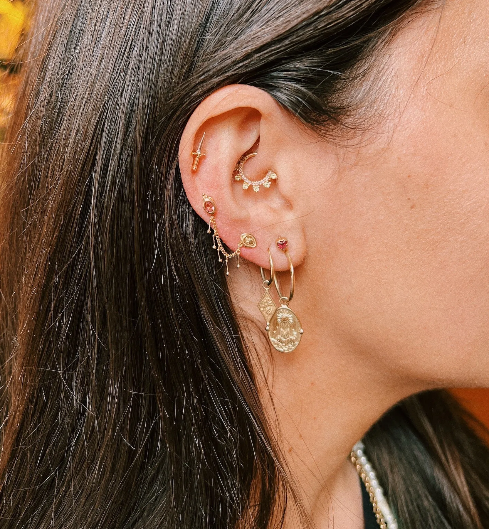 Single Endless Love Stud Earring 14K