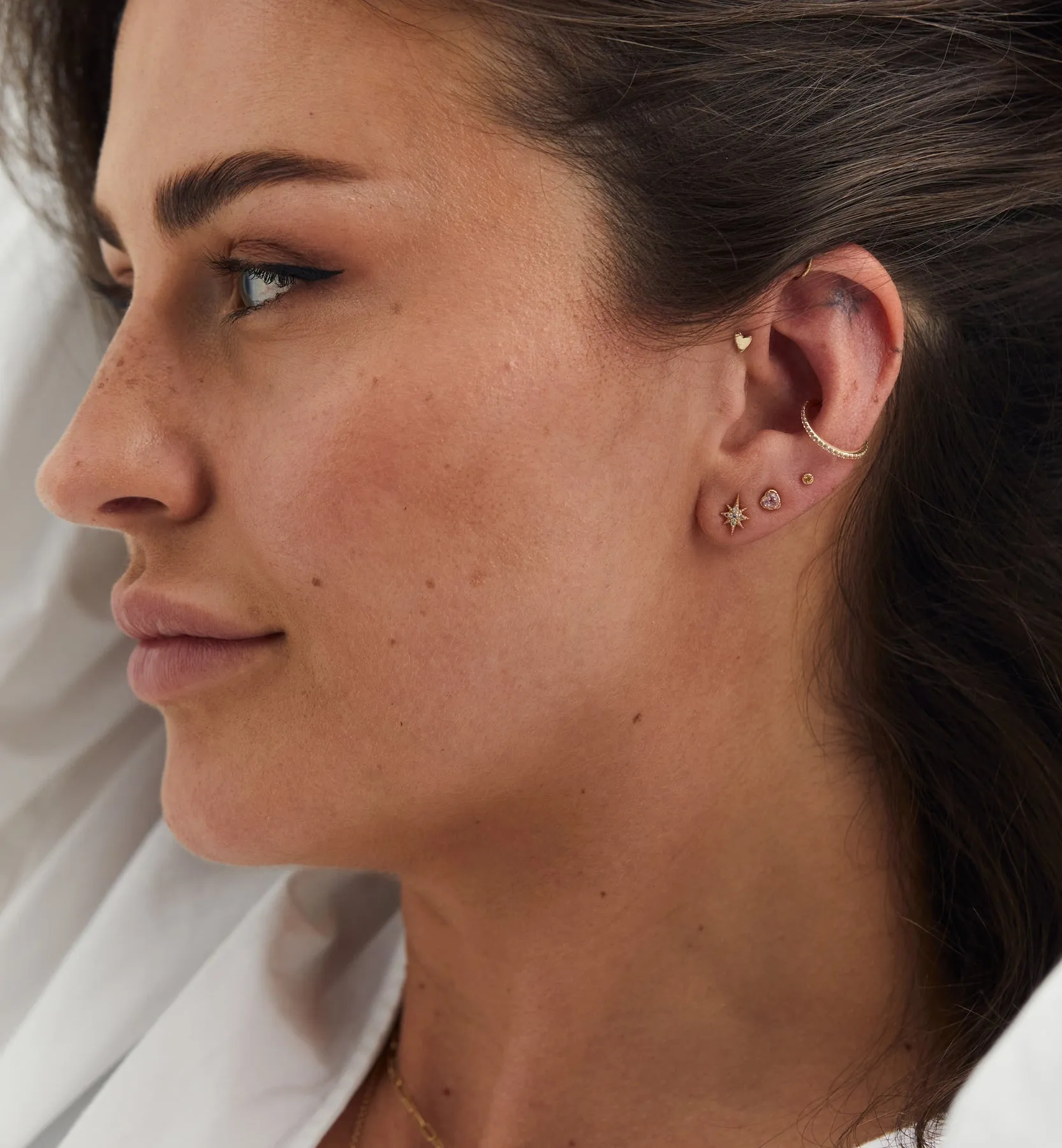 Single Endless Love Stud Earring 14K