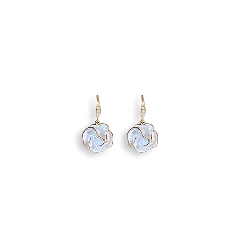 Sisslia 2024 New Niche Camellia Flowers Elegant Light Luxury Temperament Earrings for Women