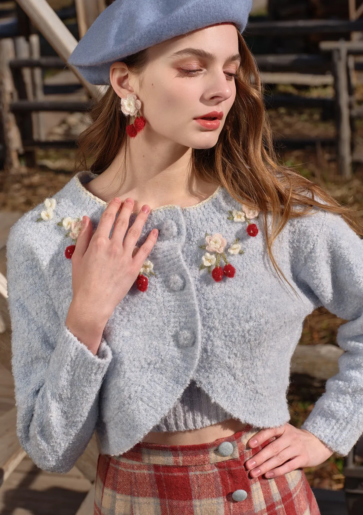 Strawberry Wonderland Ear Clip&Stud