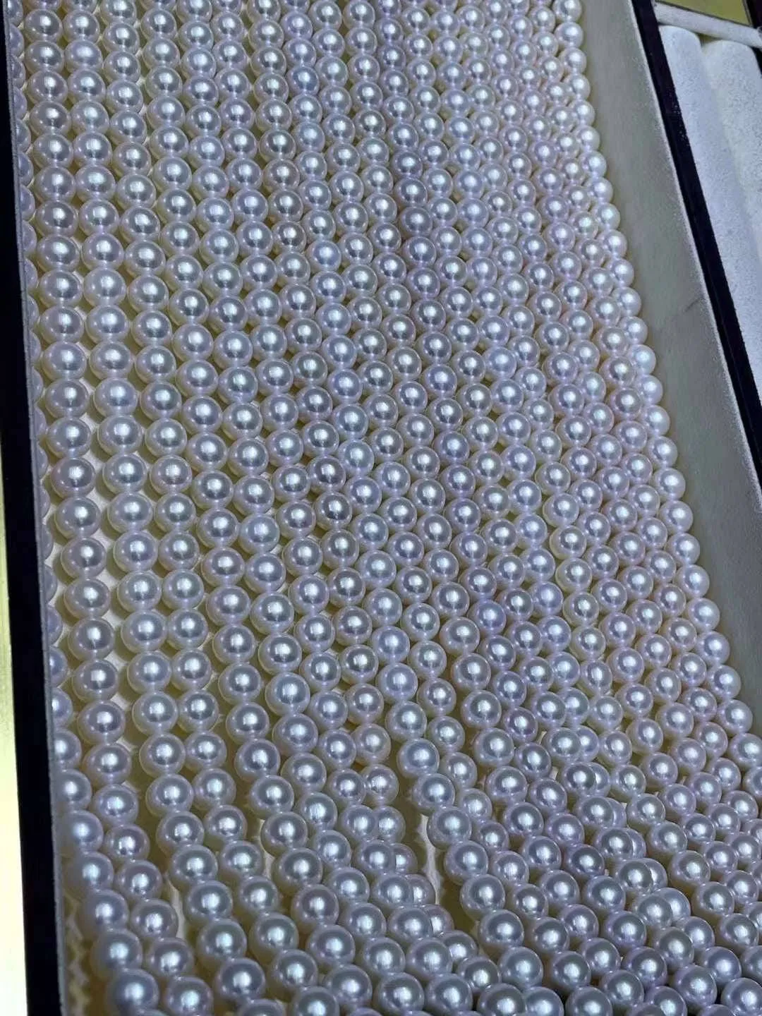 Top Selected White 9-10mm Freshwater Akoya Cultured Pearl Necklace